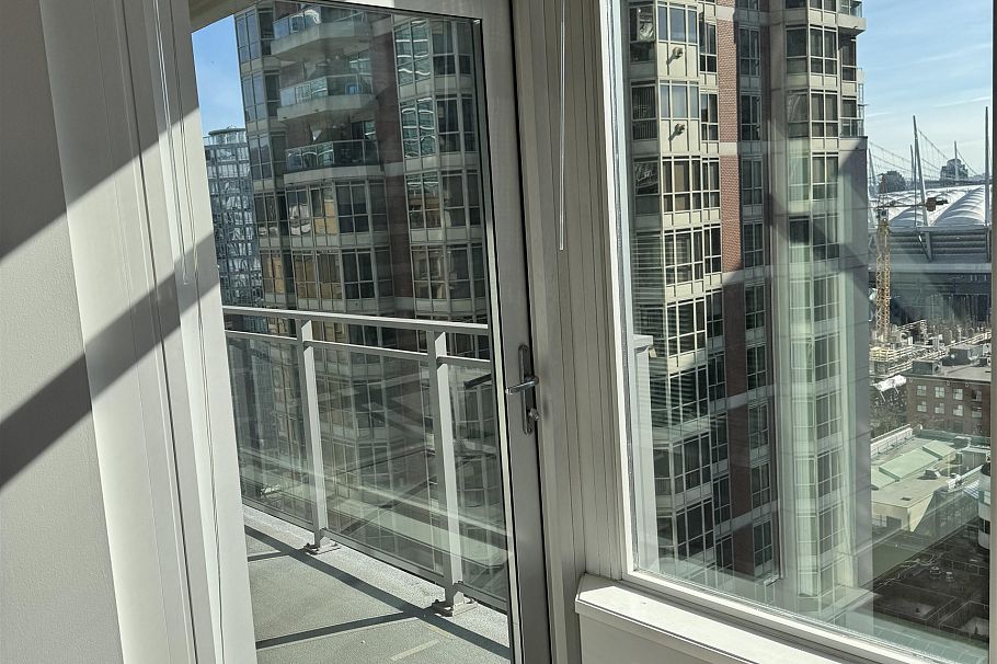 1907 888 HOMER STREET, Vancouver BC V6B 0H7 Vancouver, BC - 3