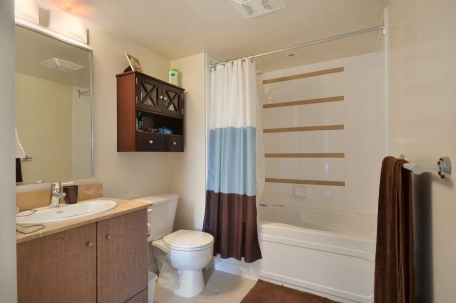 308 Smithe Street Vancouver, BC - 20