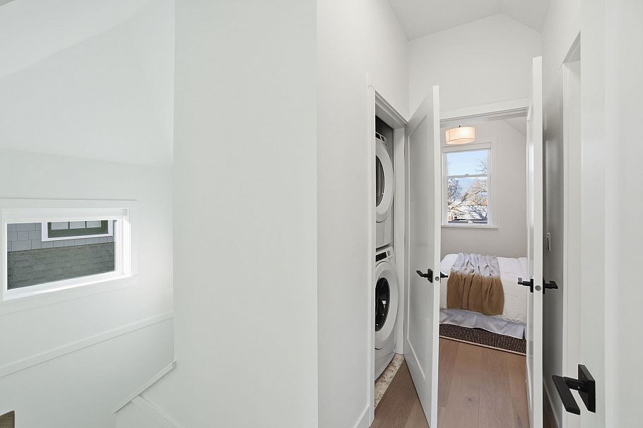 1967 Napier Street Vancouver, BC - 17