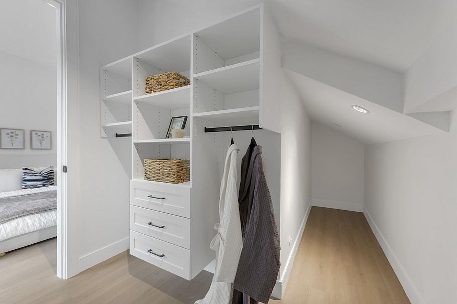 2 4023 W 18th Avenue Vancouver, BC - 32