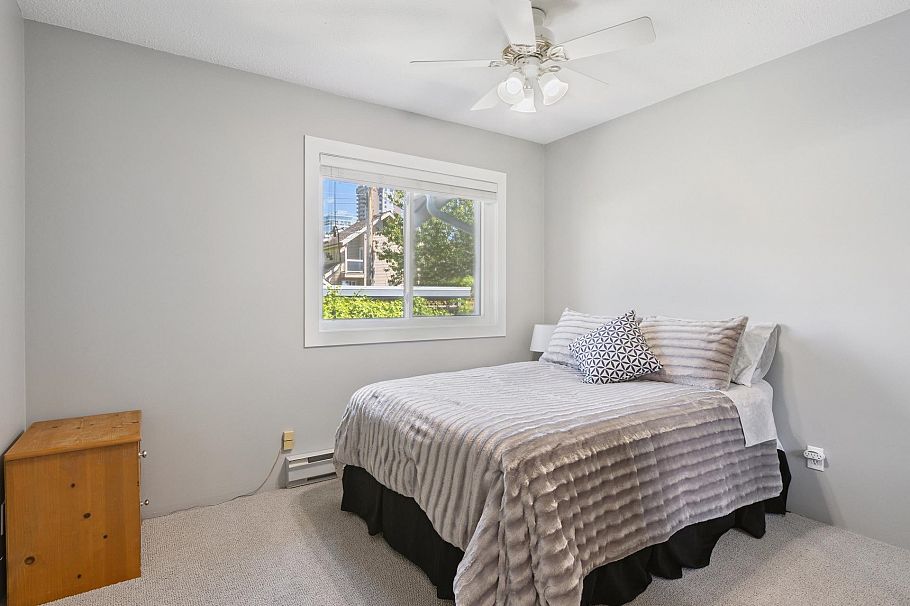 1518 Mahon Avenue North Vancouver, BC - 22