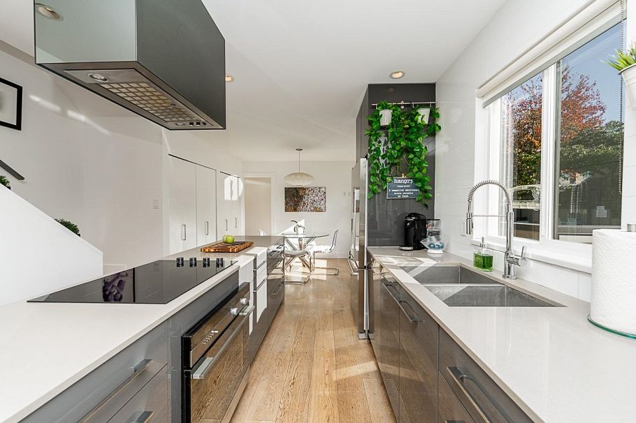 3988 Parkway Drive Vancouver, BC - 13