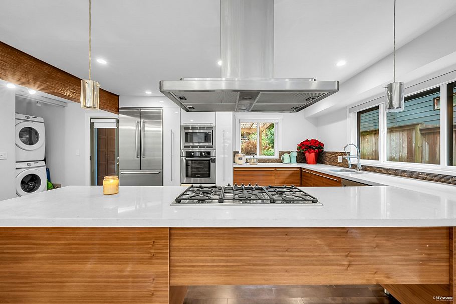 4066 Norwood Avenue North Vancouver, BC - 13