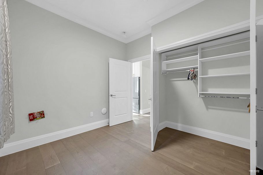 3946 W 30th Avenue Vancouver, BC - 39