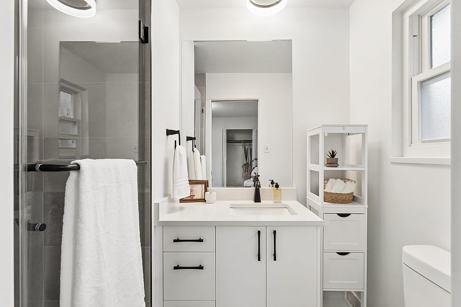 1564 Hope Road North Vancouver, BC - 19