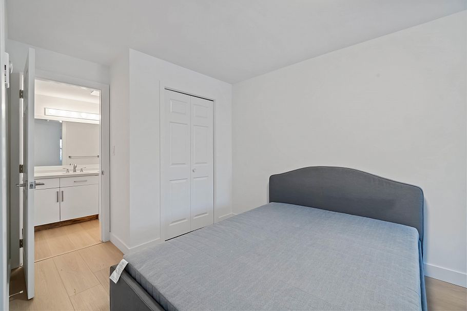 209 2928 Commercial Drive Vancouver, BC - 20