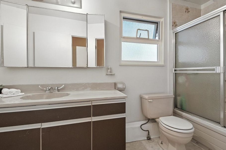 6710 Radisson Street Vancouver, BC - 22