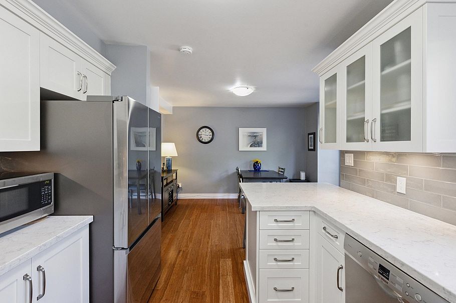 1518 Mahon Avenue North Vancouver, BC - 15