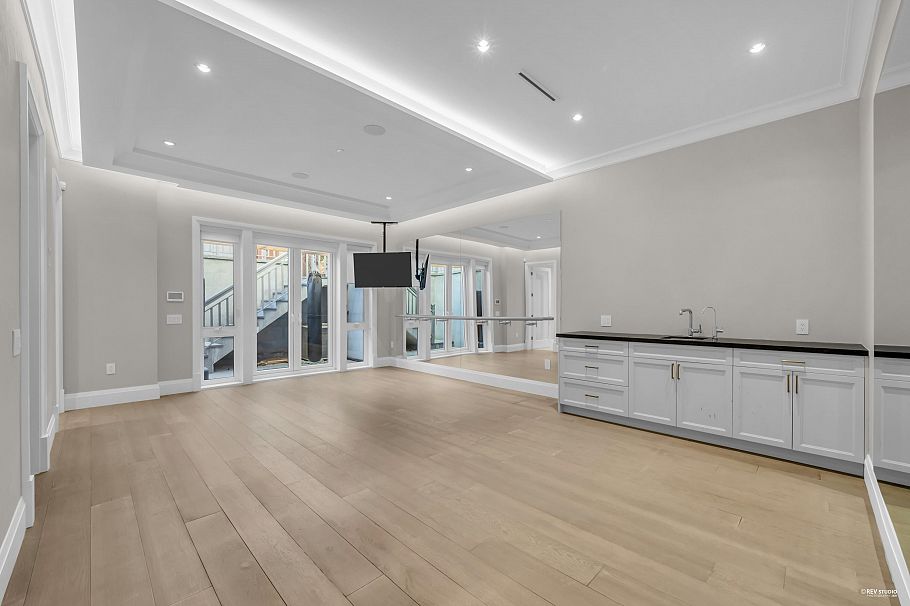 3946 W 30th Avenue Vancouver, BC - 28