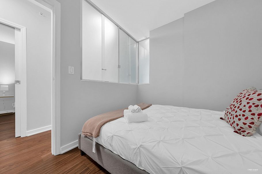 406 1249 Granville Street Vancouver, BC - 13