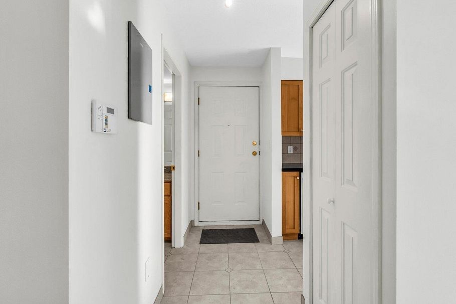 202 966 W 14th Avenue Vancouver, BC - 15