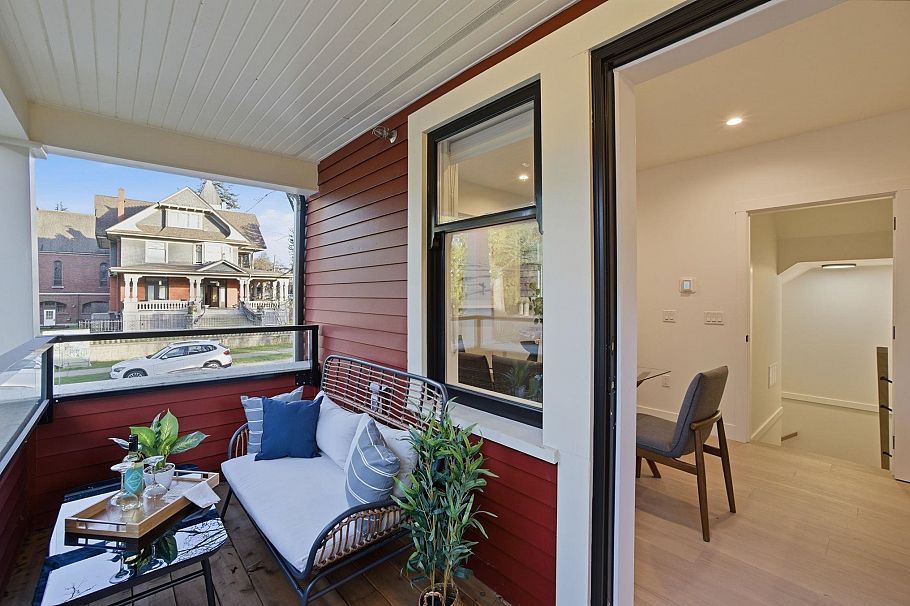 1081 Semlin Drive Vancouver, BC - 10