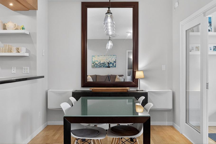 222 560 Raven Woods Drive North Vancouver, BC - 4