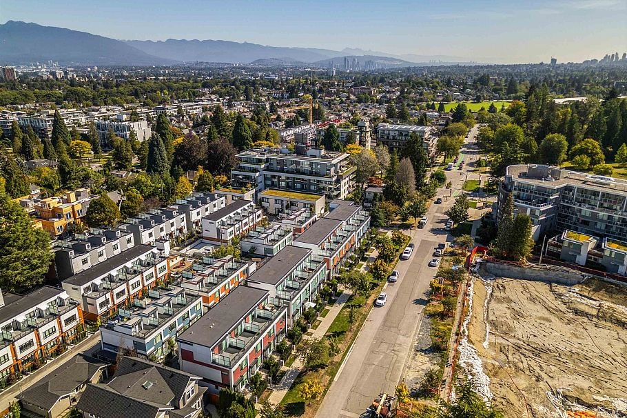 561 W 29th Avenue Vancouver, BC - 34