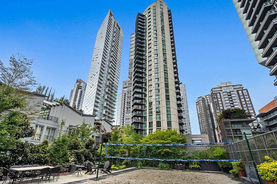 2006 501 Pacifc Street Vancouver, BC - 29