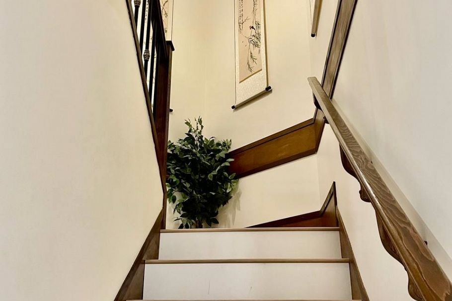 9 215 E 4th Street North Vancouver, BC - 9