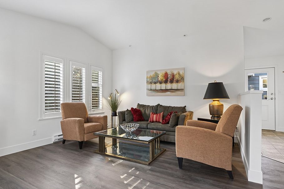 1375 Mcbride Street North Vancouver, BC - 11