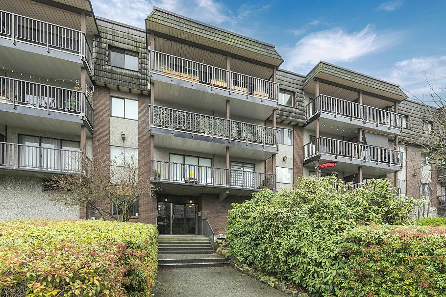 302 170 E 3rd Street North Vancouver, BC - 23