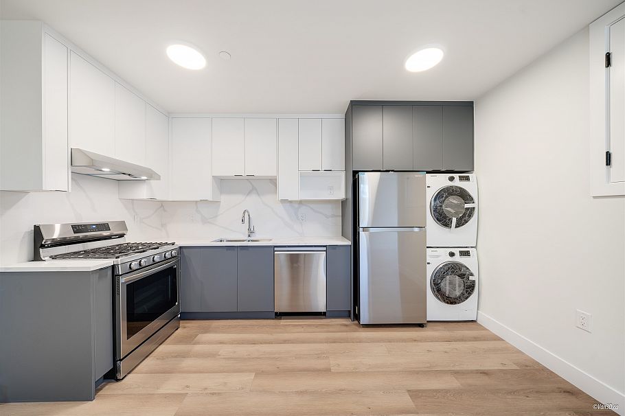 6709 Fleming Street Vancouver, BC - 35