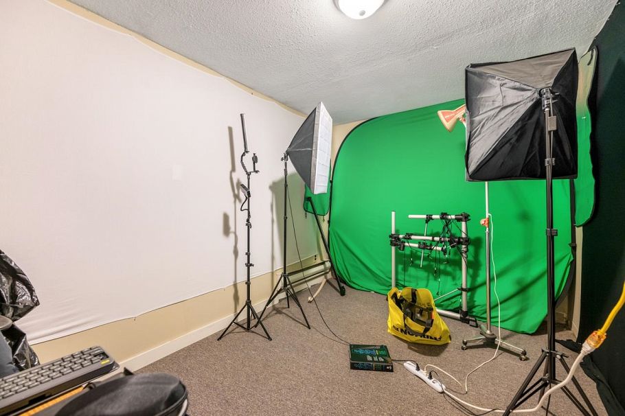 1032 E 49th Avenue Vancouver, BC - 13