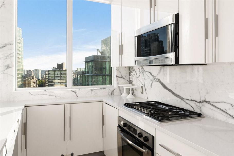 3501 1328 W Pender Street Vancouver, BC - 11