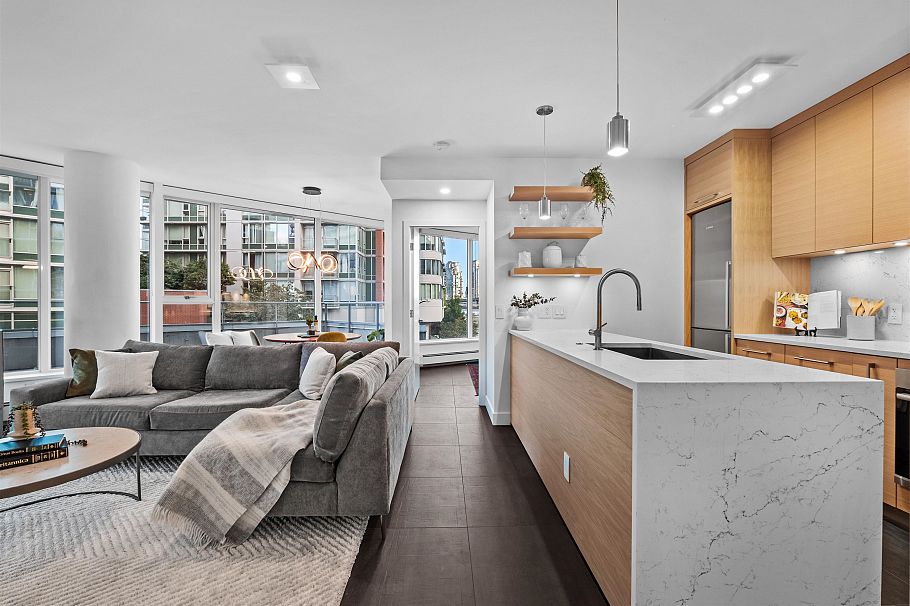 202 689 Abbott Street Vancouver, BC - 26