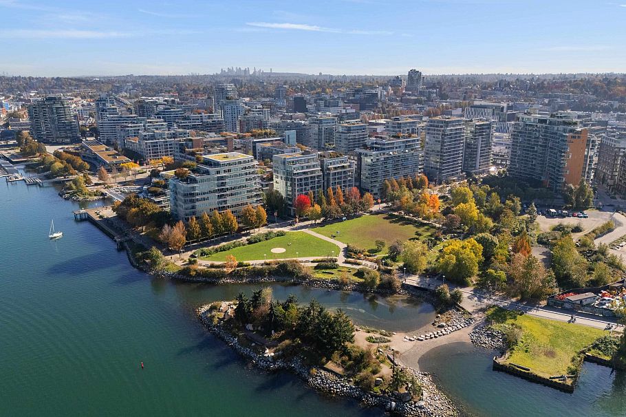 805 1616 Columbia Street Vancouver, BC - 37