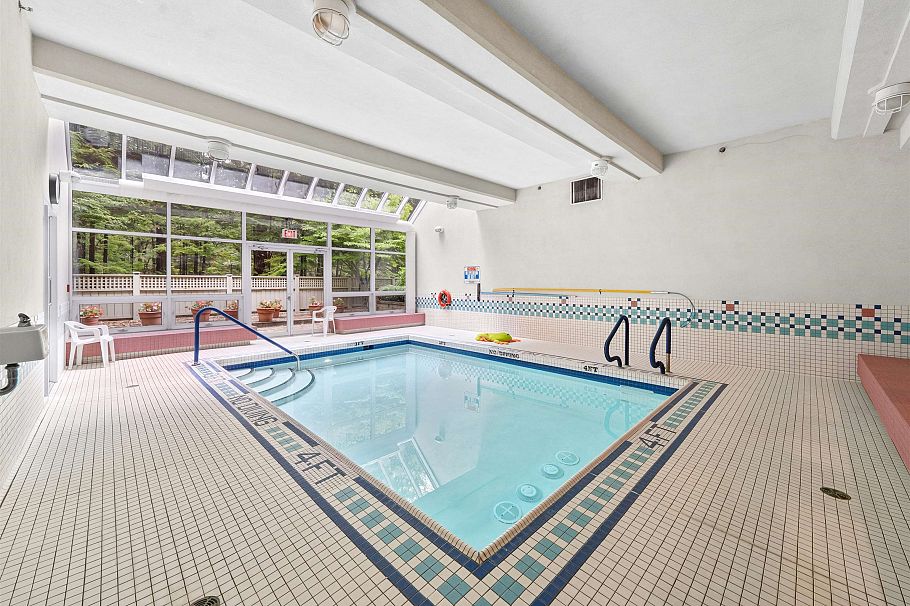 302 3670 Banff Court North Vancouver, BC - 34