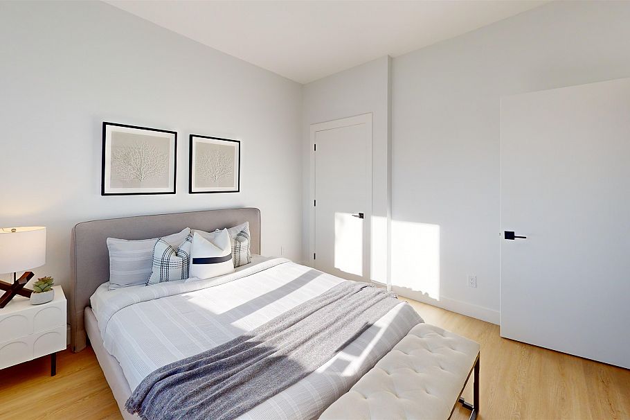 2825 Dundas Street Vancouver, BC - 11