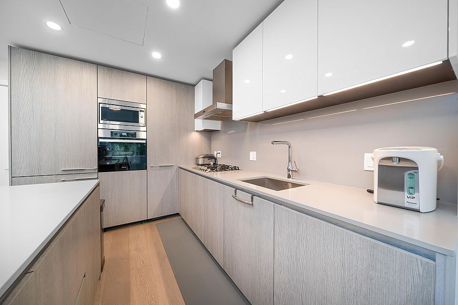 205 4932 Cambie Street Vancouver, BC - 13