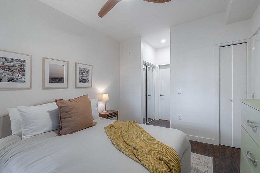 110 1468 St. Andrews Avenue North Vancouver, BC - 14