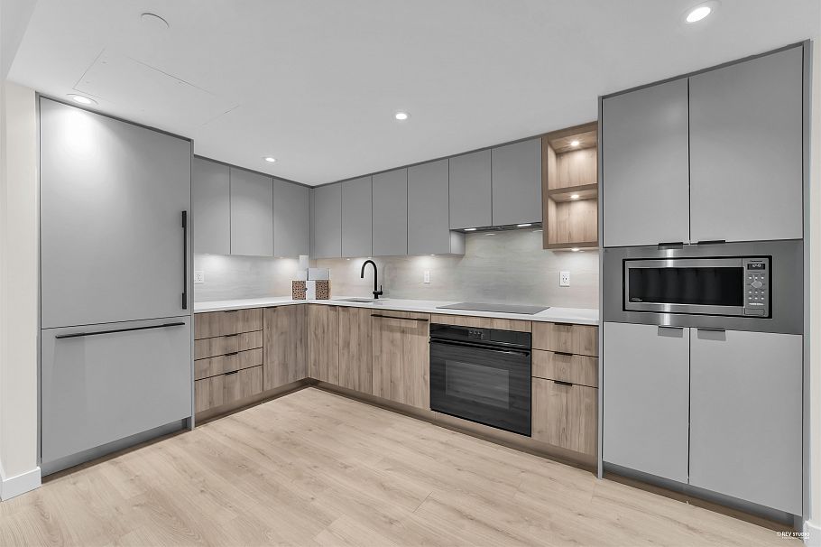 401 755 Harbourside Drive North Vancouver, BC - 4