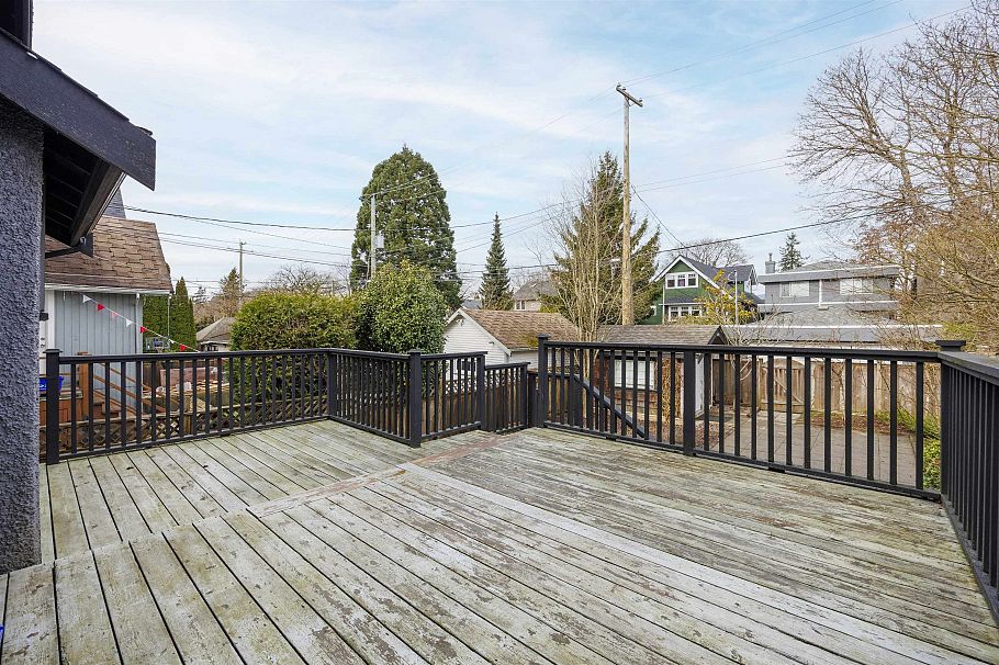 3749 W King Edward Avenue Vancouver, BC - 31