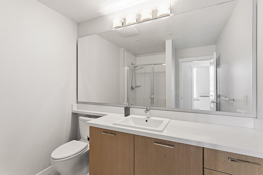 401 717 Chesterfield Avenue North Vancouver, BC - 22