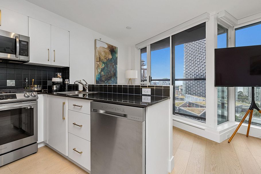 2006 501 Pacifc Street Vancouver, BC - 13