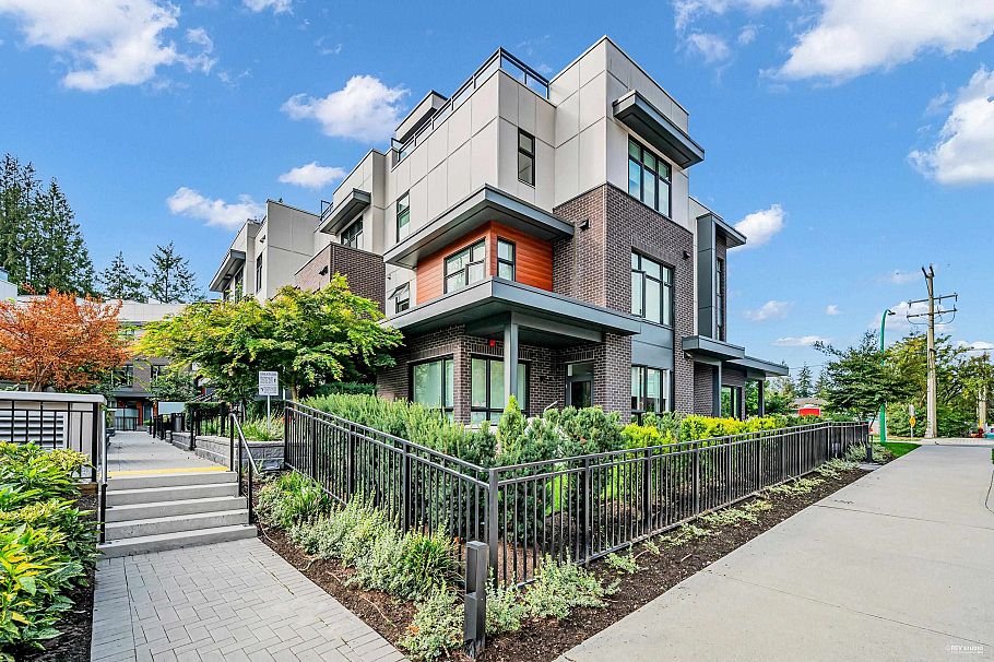 101 2035 Glenaire Drive North Vancouver, BC - 3