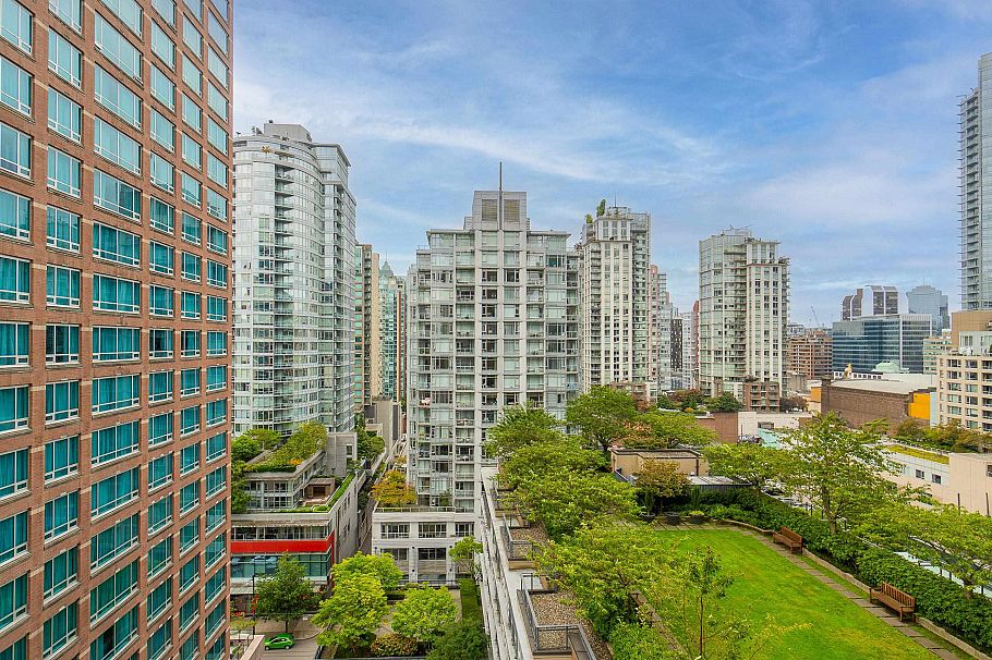 1601 788 Richards Street Vancouver, BC - 26