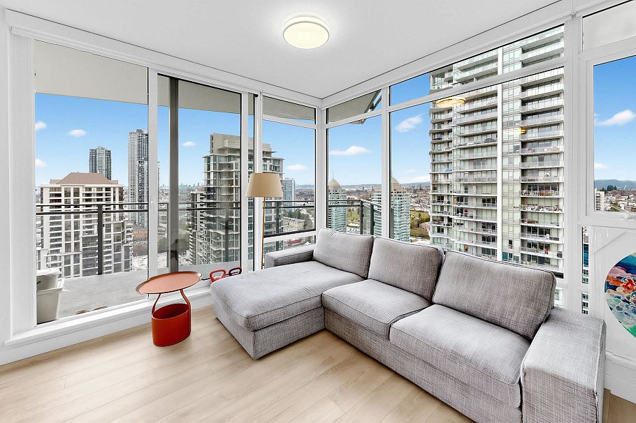 2602 2085 Skyline Court Burnaby, BC - 2