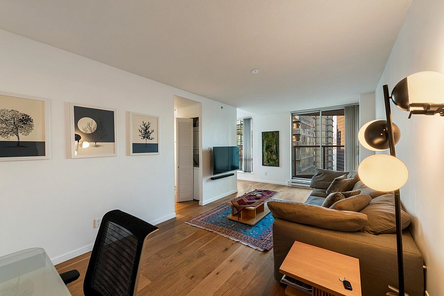 2103 1166 Melville Street Vancouver, BC - 8