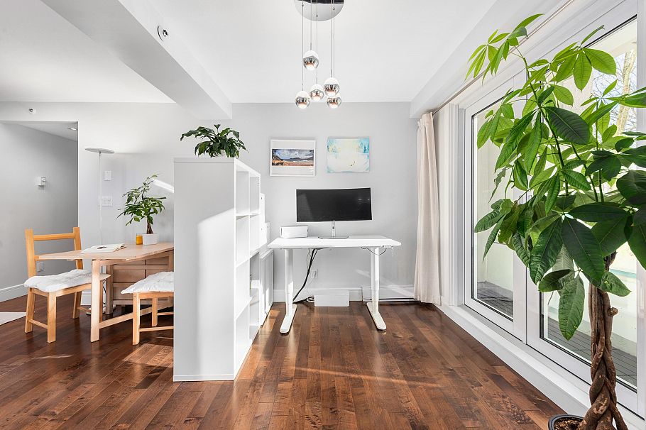 206 2988 Alder Street Vancouver, BC - 5