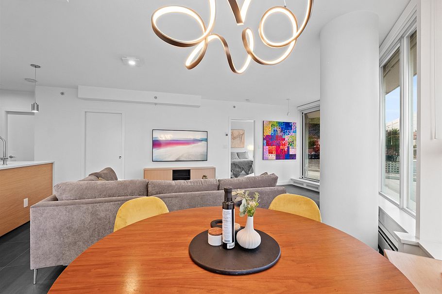 202 689 Abbott Street Vancouver, BC - 8