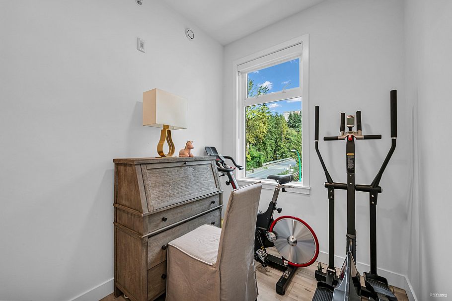 101 2035 Glenaire Drive North Vancouver, BC - 17