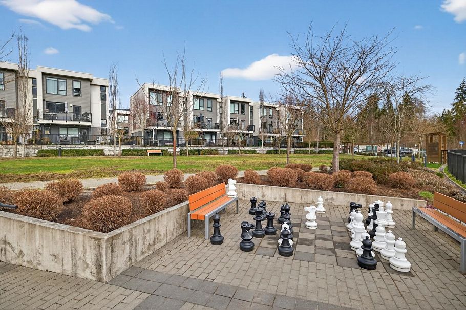 222 560 Raven Woods Drive North Vancouver, BC - 24