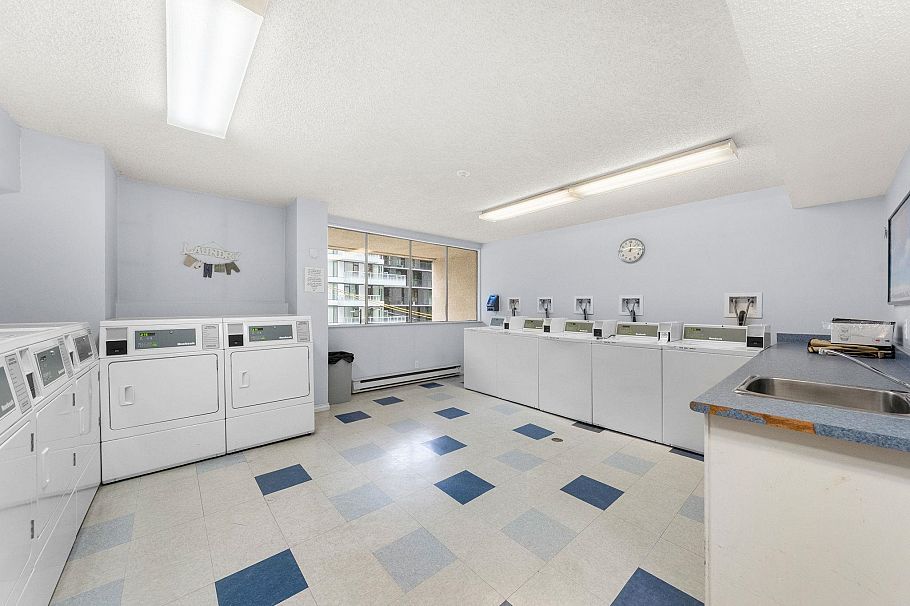 307 1330 Hornby Street Vancouver, BC - 23