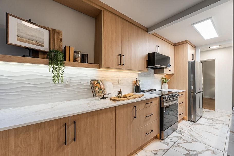 608 2004 Fullerton Avenue North Vancouver, BC - 8