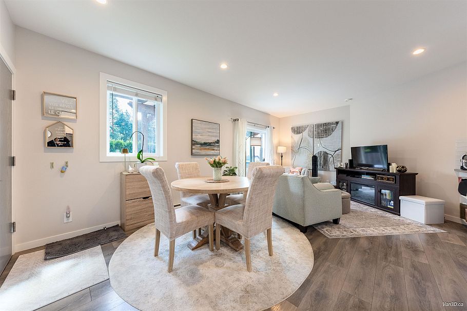 949 Hartford Place North Vancouver, BC - 25