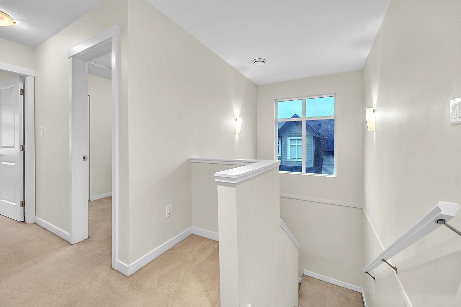 717 Premier Street North Vancouver, BC - 17