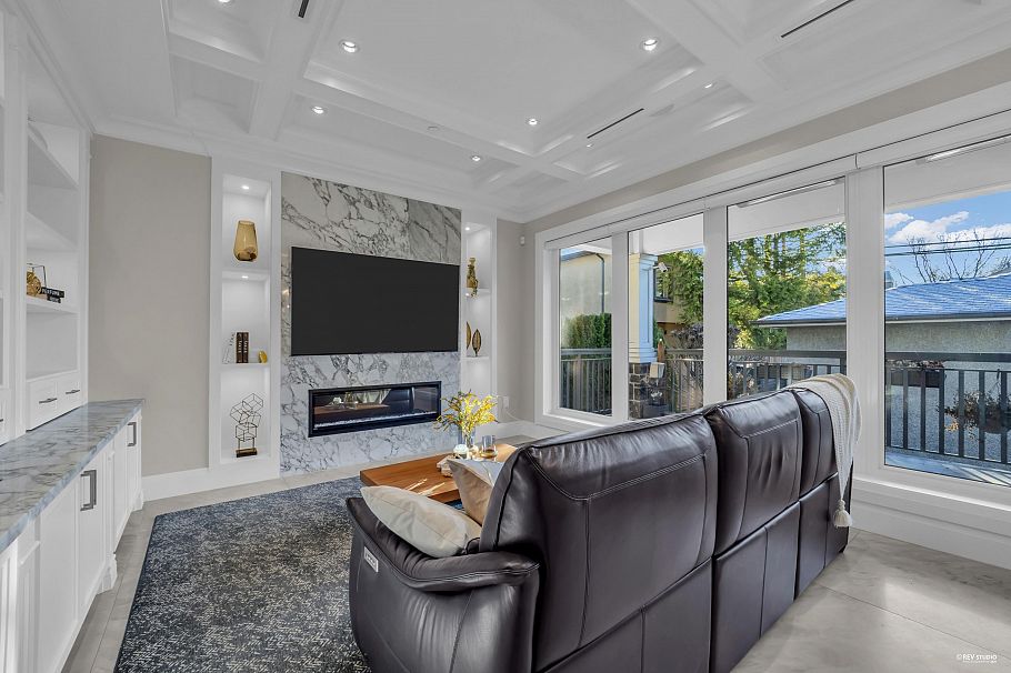 3946 W 30th Avenue Vancouver, BC - 18