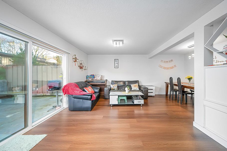 72 3180 E 58th Avenue Vancouver, BC - 9