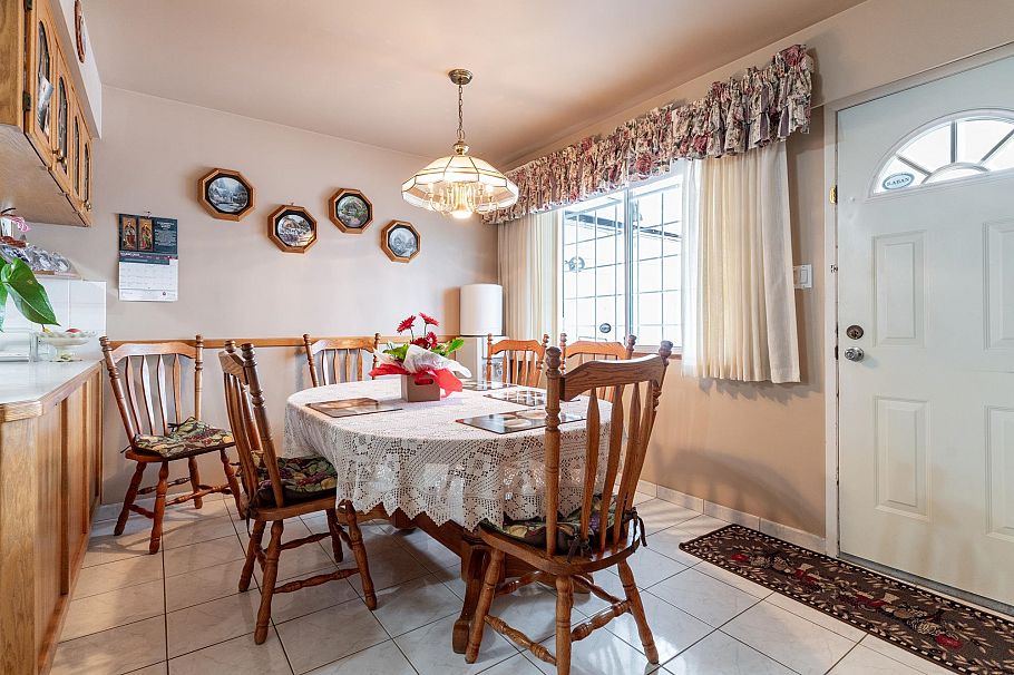 2740 E 2nd Avenue Vancouver, BC - 11